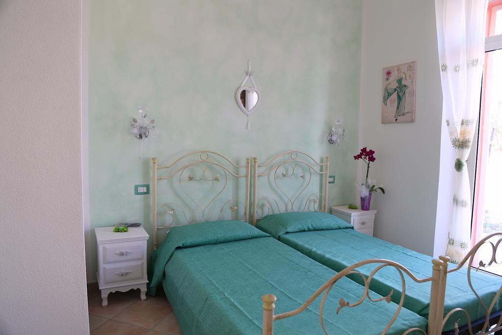 B&B Le Rose Olbia Værelse billede